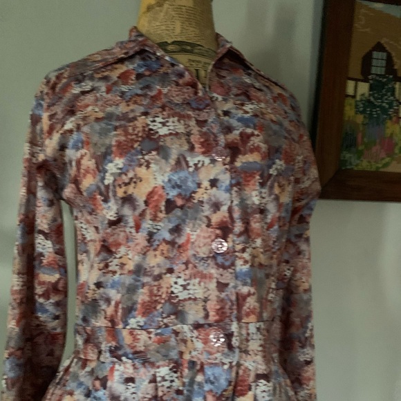 Handmade Vintage 1970 knee length poly secretary dress with collar browns & blue - Picture 11 of 12